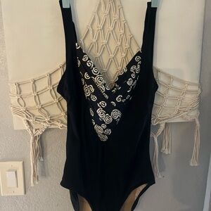 Slimsuit Black and white Swimwear sz 10